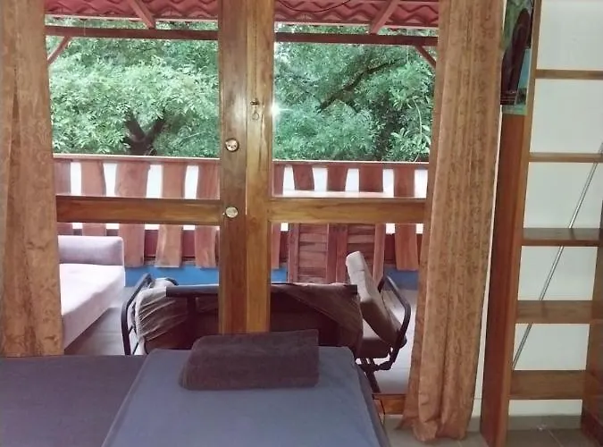 1 Bedroom G-land Burnt Toast Surfcamp * Nosara