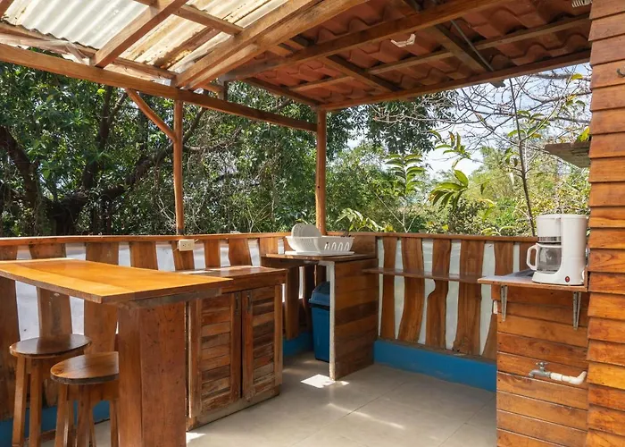 1 Bedroom G-land Burnt Toast Surfcamp Nosara